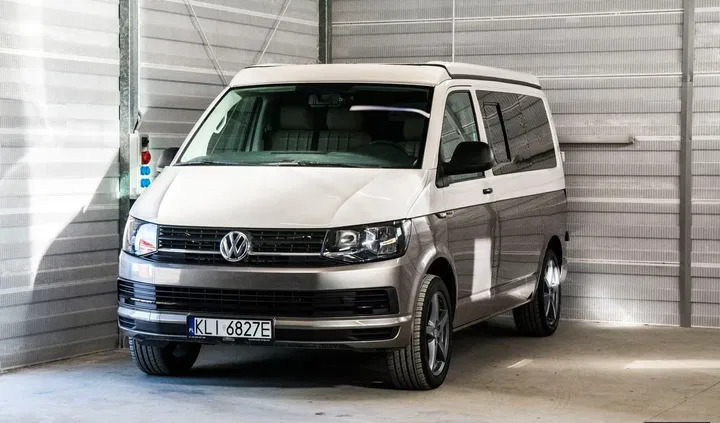 Volkswagen Transporter cena 179000 przebieg: 98000, rok produkcji 2017 z Wołomin małe 704